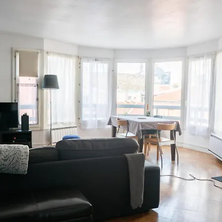 Spacious T4 Near Town Center Boulogne-Billancourt