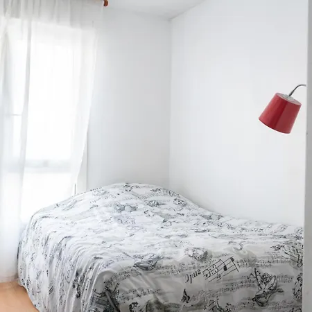 아파트 Spacious T4 Near Town Center *